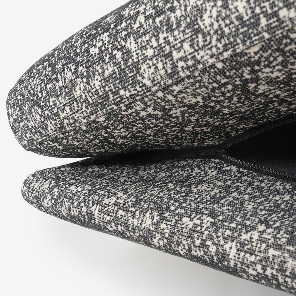 ligne roset（リーン・ロゼ）ソファ「ロゼプラド」3人掛け（3P）ハイタイプ 背クッション2個付き 幅240cm 布＃RJ-627【受注生産品】【LIGNE ROSET FAIR 6月28日(日)まで15%OFF】