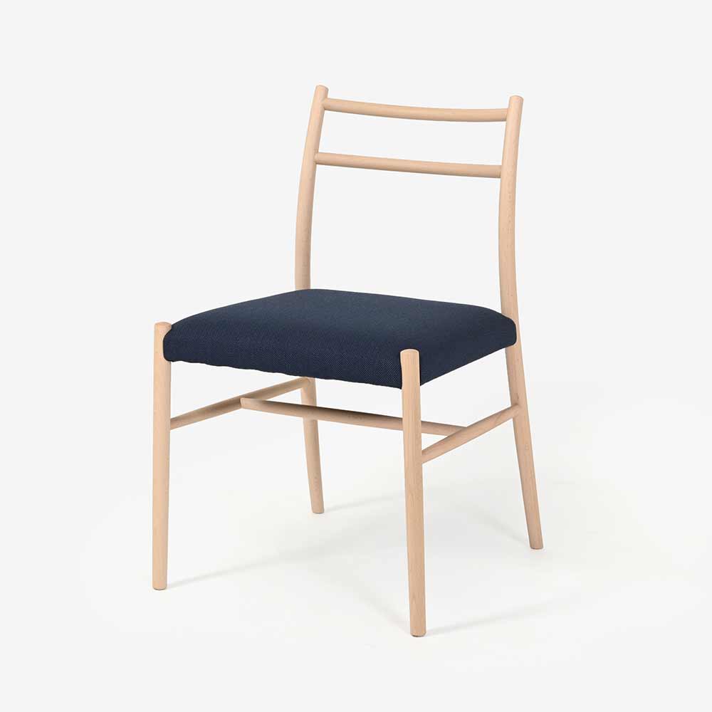 秋田木工 ダイニングチェア「ルフト」ブナ材白木塗装 張地 布#スチールカットトリオ0796