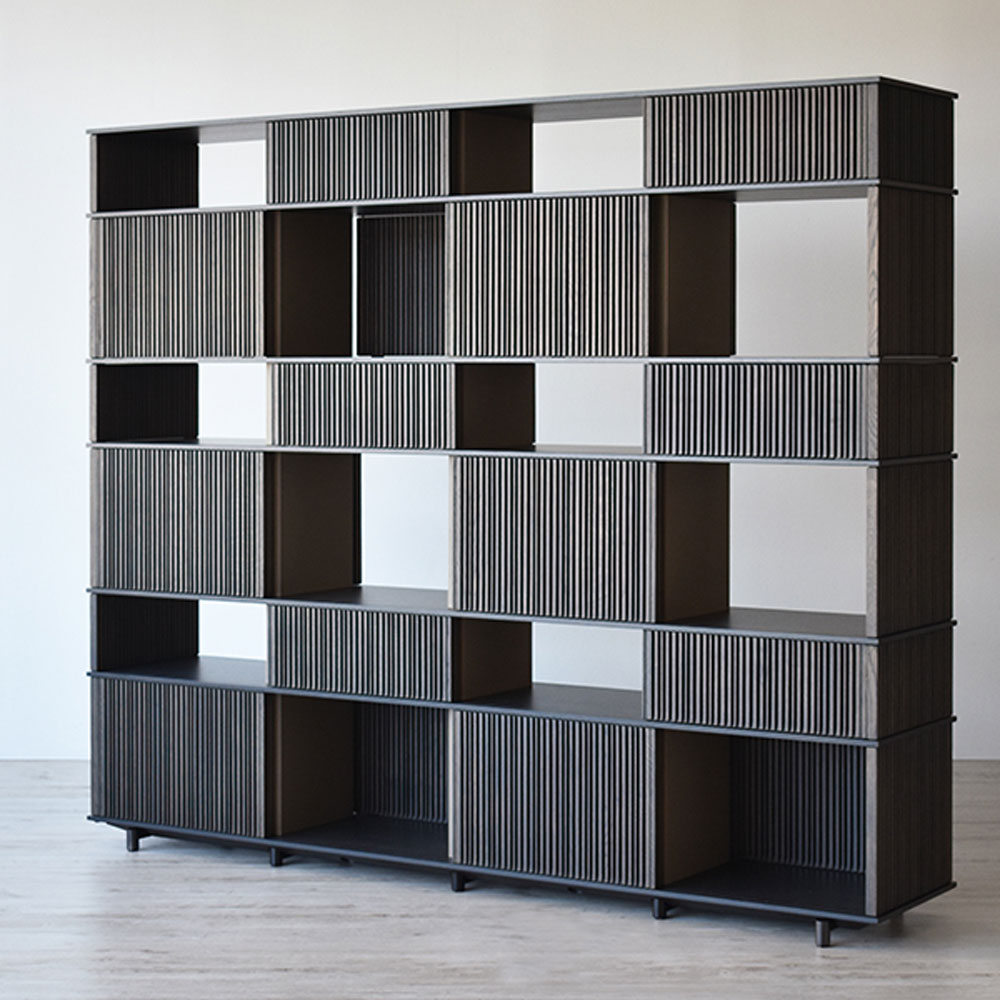 PoltronaFrau（ポルトローナ・フラウ）シェルフ「ロイド」オーク材ダークブラウン色 革トープ色【セール対象品のため5%OFF】