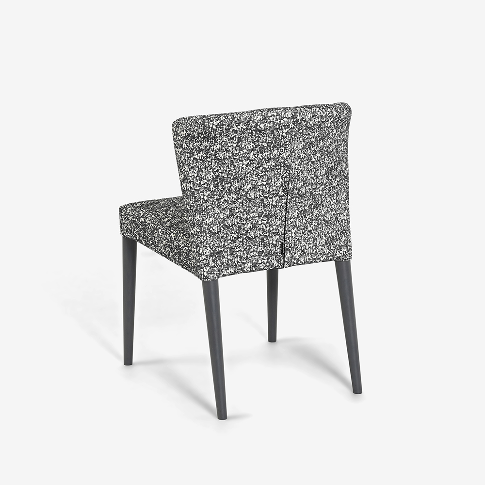 ligne roset（リーン・ロゼ）ダイニングチェア「ロゼチルコ」布＃RJ-627 脚グレービーチ【受注生産品】【LIGNE ROSET FAIR 6月28日(日)まで15%OFF】