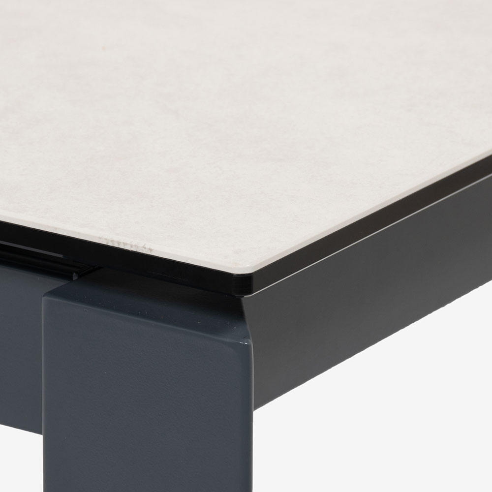 Calligaris（カリガリス）伸長式ダイニングテーブル「Duca CS4089」幅130-190cm 天板セラミック：ソルトホワイト/脚部スチール：マットグレー