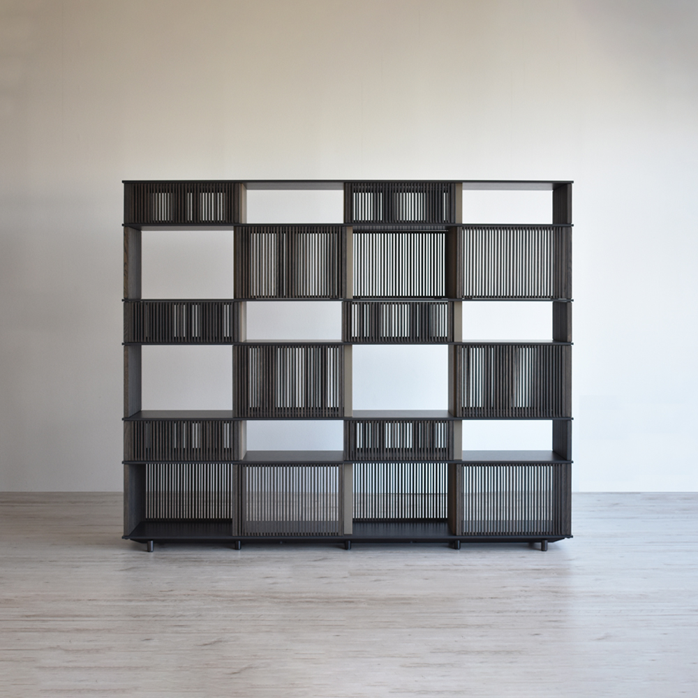 PoltronaFrau（ポルトローナ・フラウ）シェルフ「ロイド」オーク材ダークブラウン色 革トープ色【セール対象品のため5%OFF】